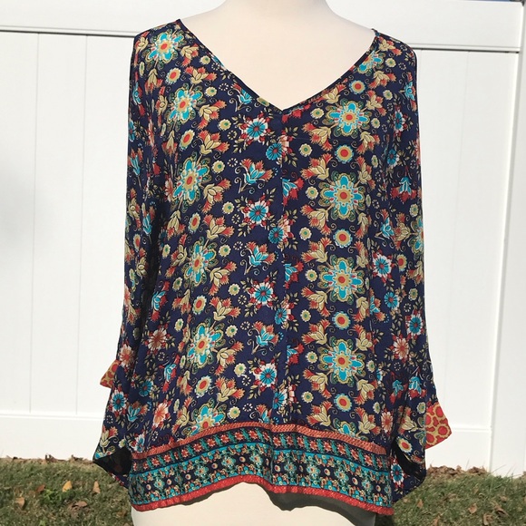 NWOT Tolani Multicolor Floral 100% Silk V Neck Dolman Sleeves Blouse Size Small - Picture 2 of 16